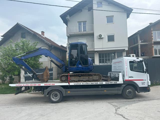 Šlepanje auta po danu